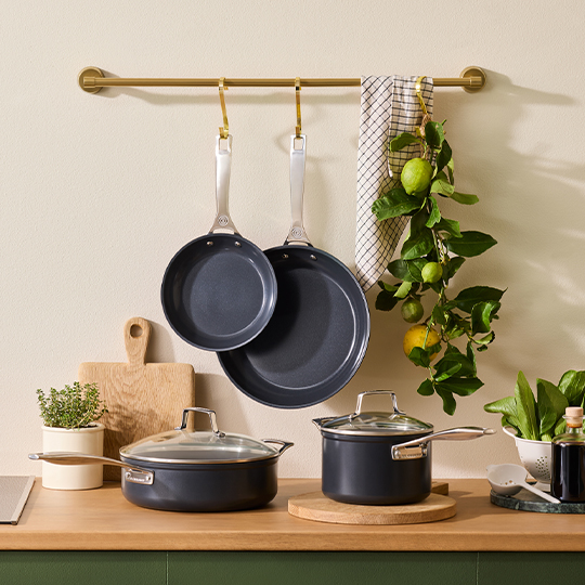 Essential Non-Stick Ceramic Essential Non-Stick Ceramic